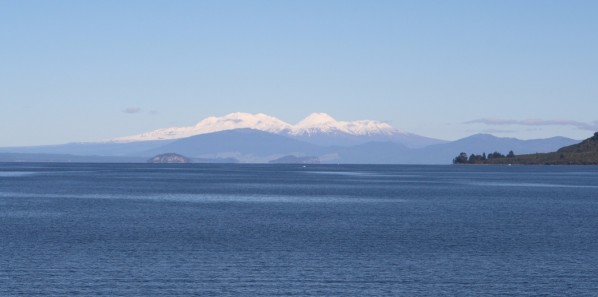 lake-taupo-during-winter-mt-ruapehu-is-in-the-distance-picture-id176012480.jpg